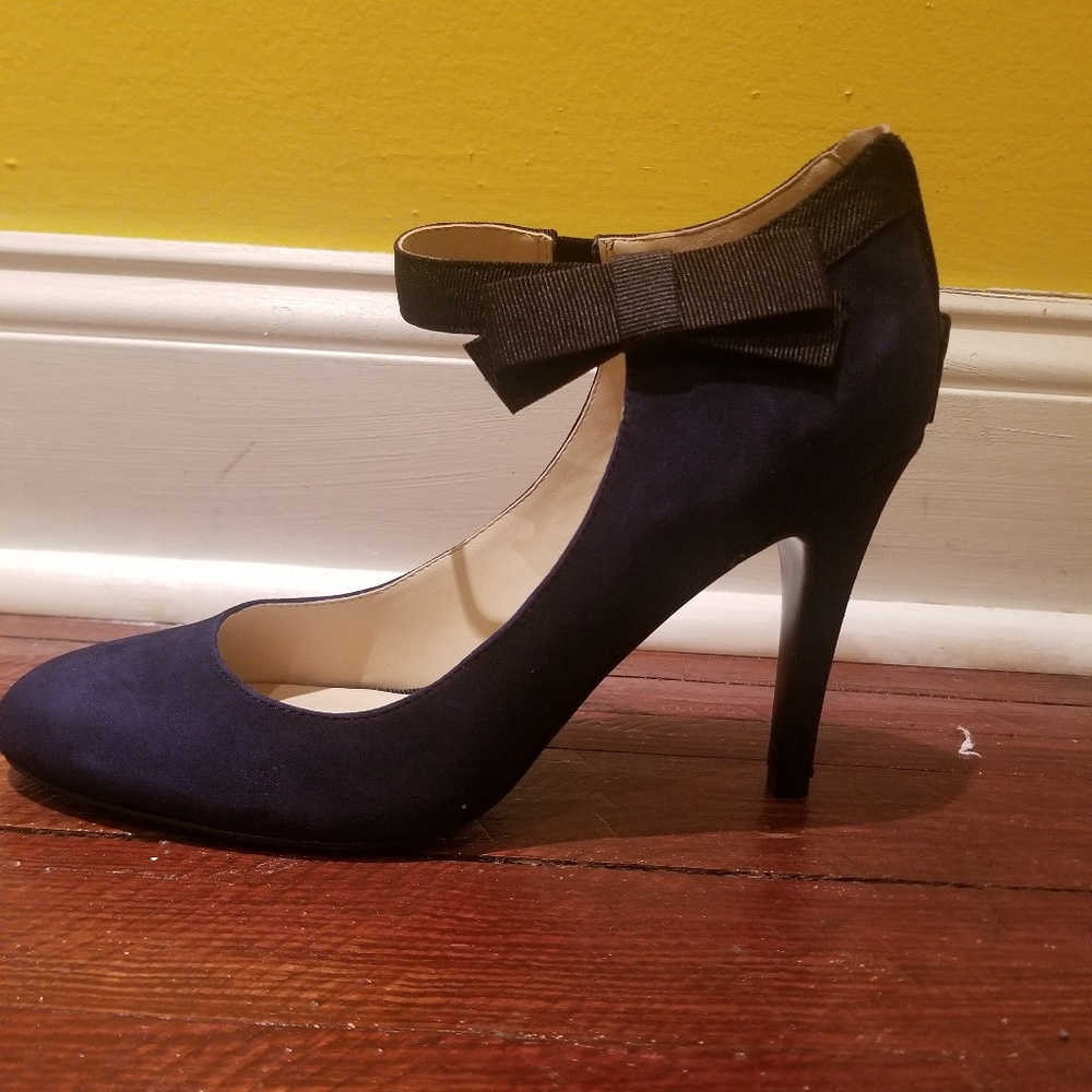 SIZE 8M NINE WEST SHOES - Picture 2 of 5